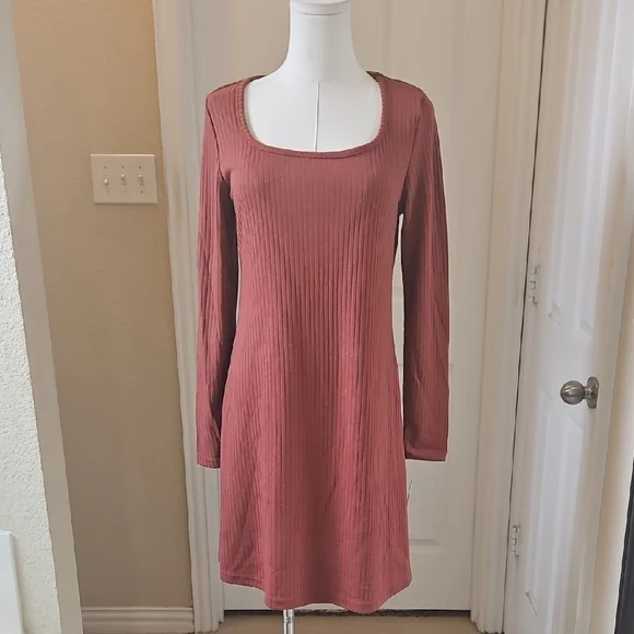 Old Navy Fit & Flare Rib-Knit Long-Sleeve Mini Dress in Copper Sizes XSP,S,M,L - Picture 2 of 9